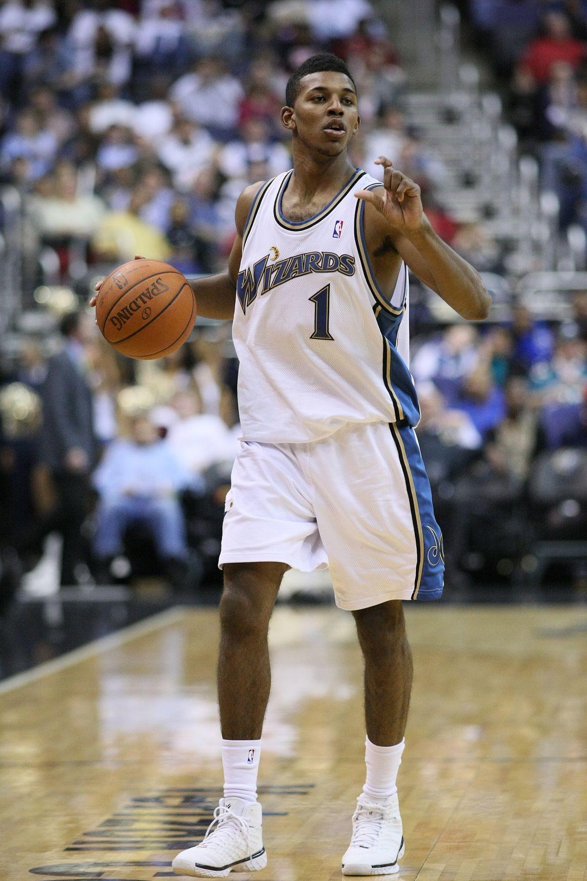 青训球员破门首秀入账（青训新星首秀斩获进球）