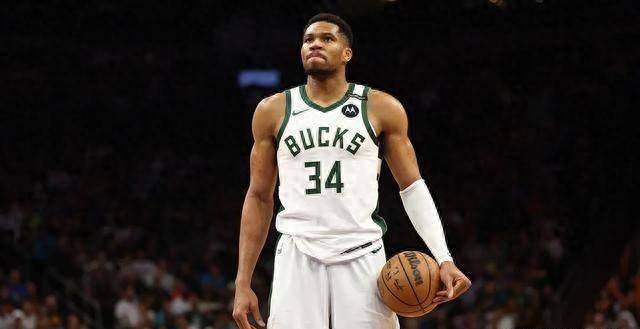 图片报：多特有意瑞典16岁中锋菲林，后者目前瑞典超9场进2球（德媒《图片报》：多特追逐瑞典16岁中锋菲林，瑞超9战斩获2球）