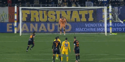 安永佳港队回来状态爆棚，一分钟进球？！新鹏城什么...