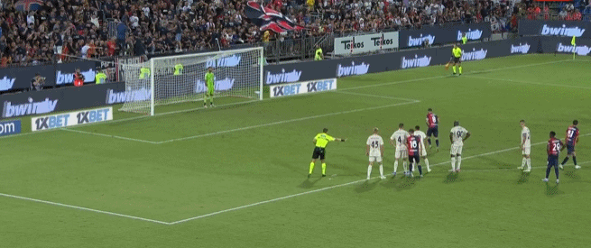 新援阿里亚斯参加了狼队在西班牙的首堂训练课！🇨🇴