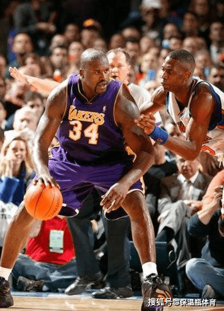 记者：虽然帕夫洛维奇无大碍，但战斯图加特他将轮休磁卡首发（记者：帕夫洛维奇伤情无虞，战斯图加特轮休；磁卡顶替首发）